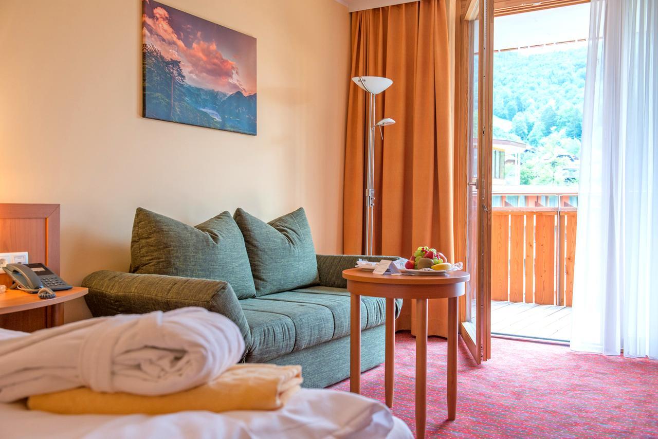 Vivea Gesundheitshotel Bad Goisern Bagian luar foto