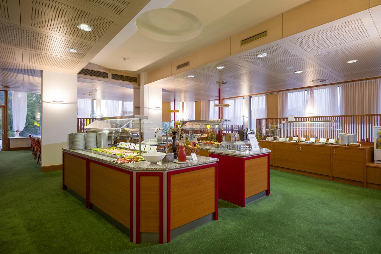 Vivea Gesundheitshotel Bad Goisern Bagian luar foto