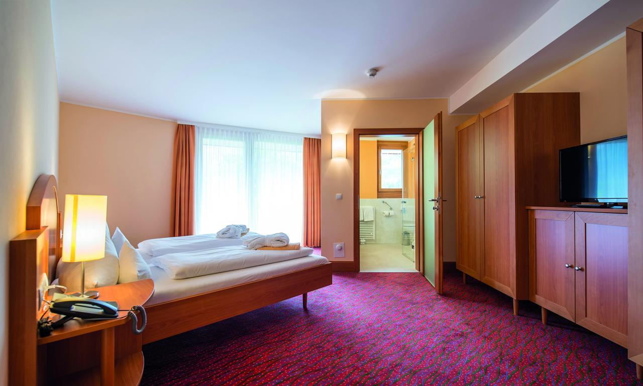 Vivea Gesundheitshotel Bad Goisern Bagian luar foto